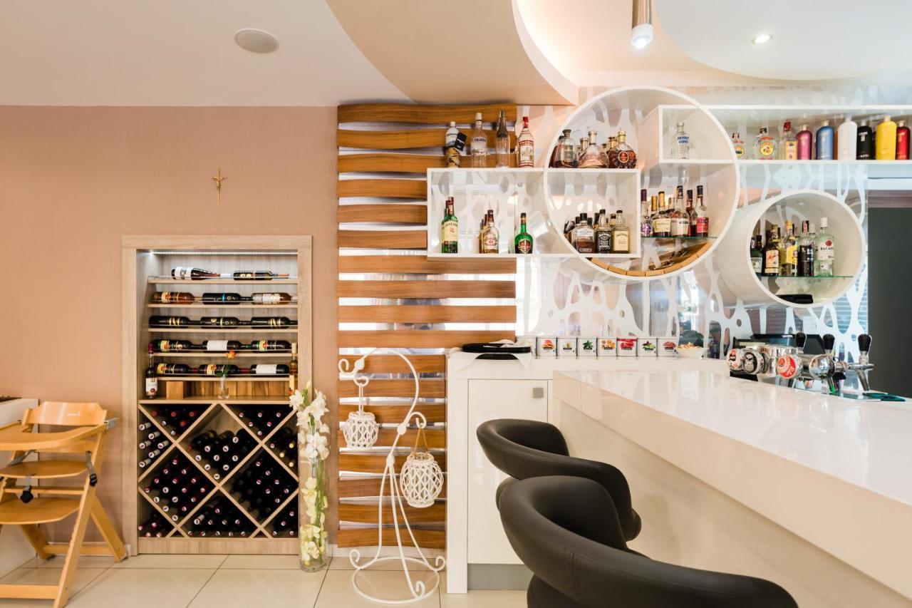 Hotel Hotel Menhard 3*